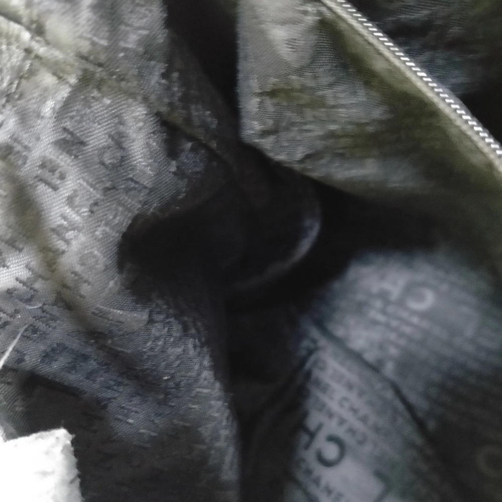 CHANEL Black butter soft  Shoulder Bag - Picture 7 of 15